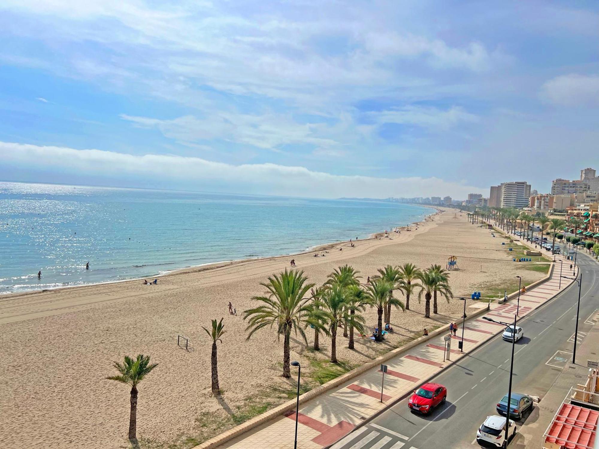 Ático en 1ª línea con impresionantes vistas al mar Apartamento El Campello Exterior foto