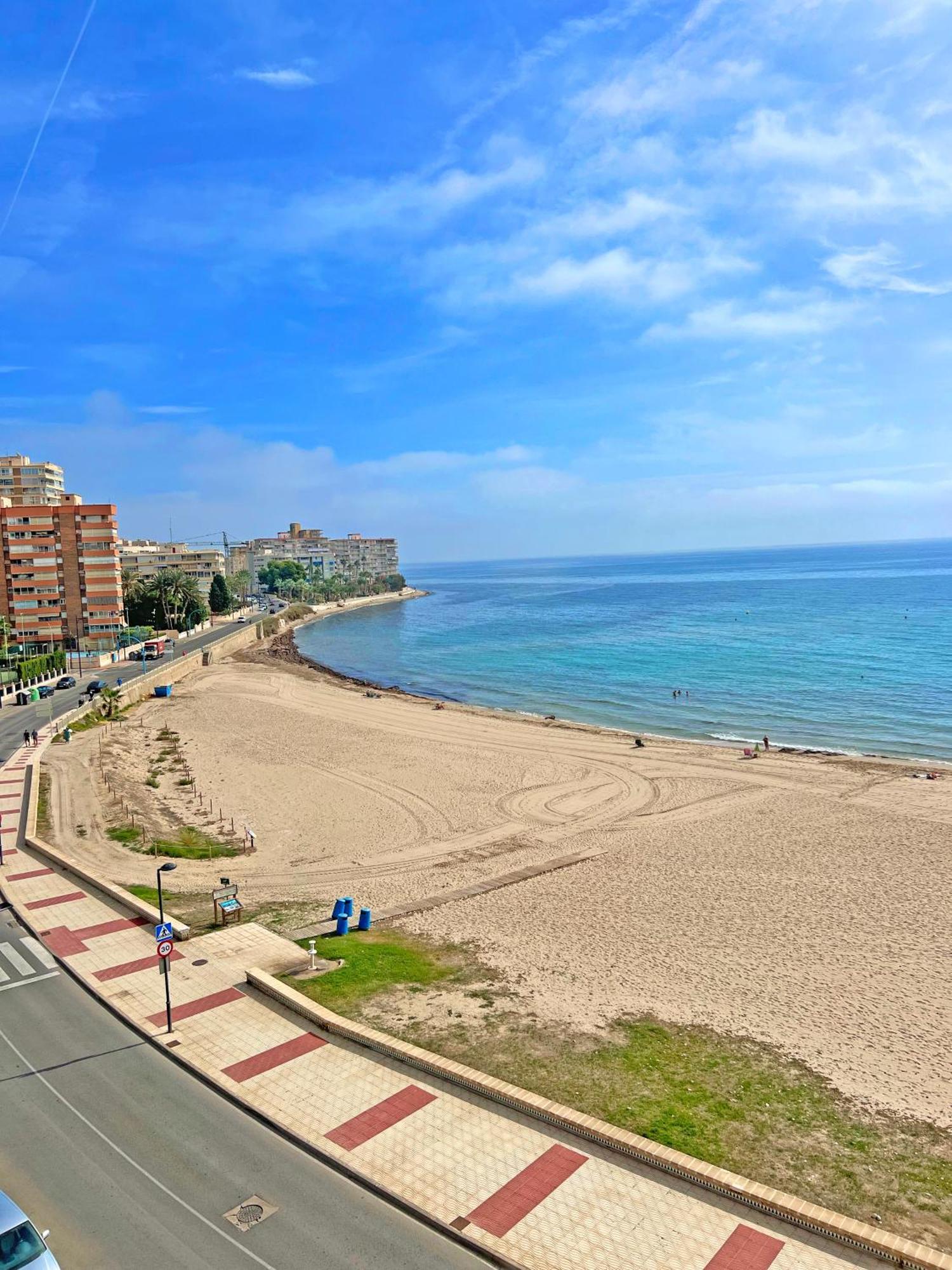 Ático en 1ª línea con impresionantes vistas al mar Apartamento El Campello Exterior foto
