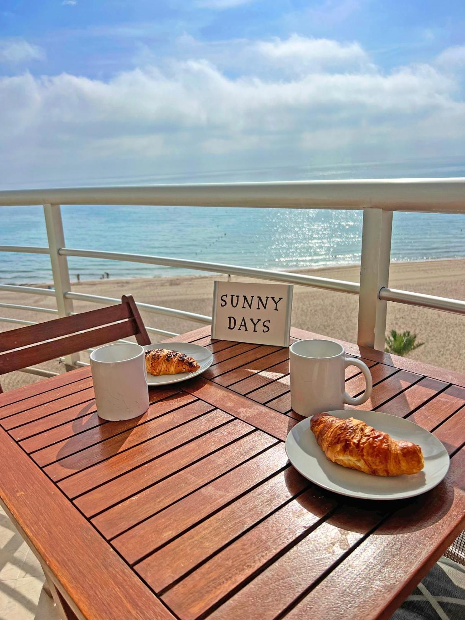 Ático en 1ª línea con impresionantes vistas al mar Apartamento El Campello Exterior foto