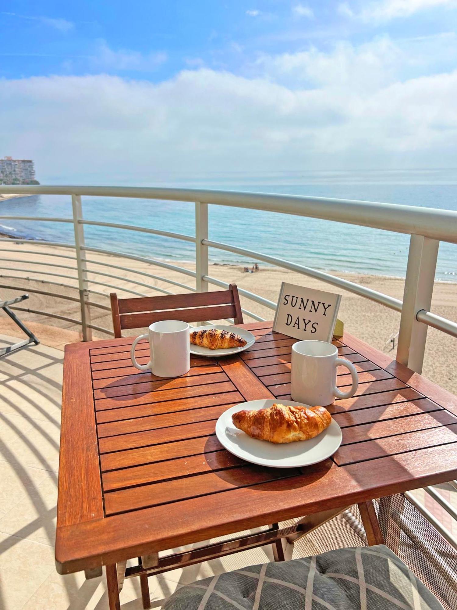 Ático en 1ª línea con impresionantes vistas al mar Apartamento El Campello Exterior foto